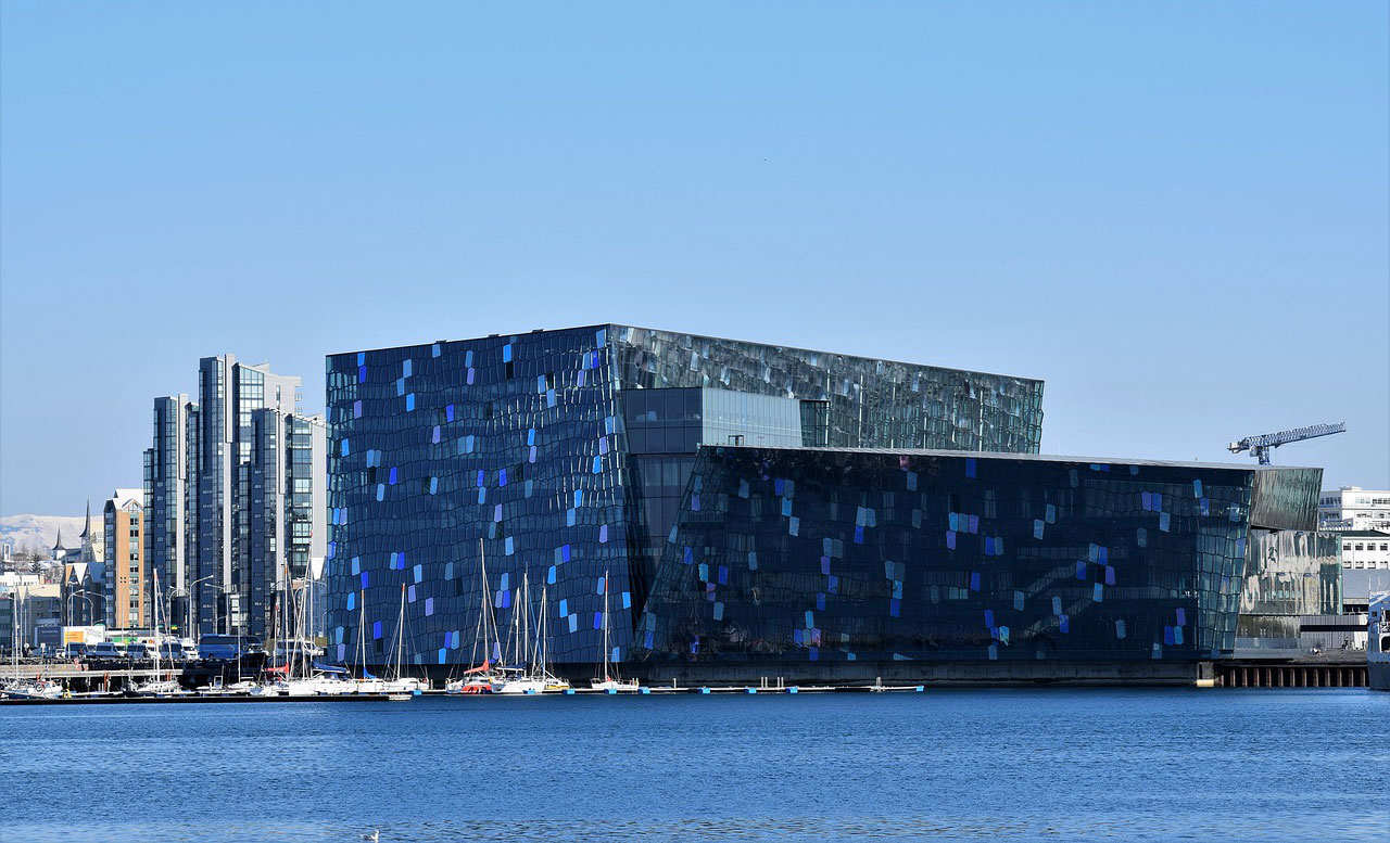 Björtuloftum Hörpu - Harpa